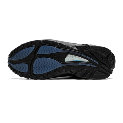 Sleek All-Black Lightweight Sneakers