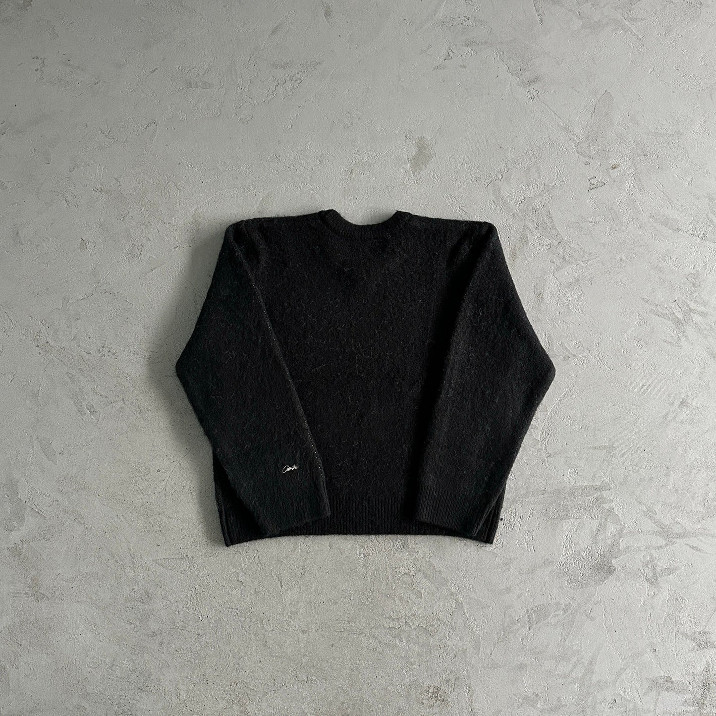 "CRTZ" Mohair Black